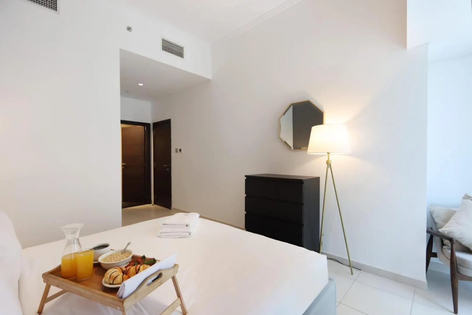 Livbnb-Spacious 2 Bedroom In Dubai Marina With Balcony United Arab Emirates